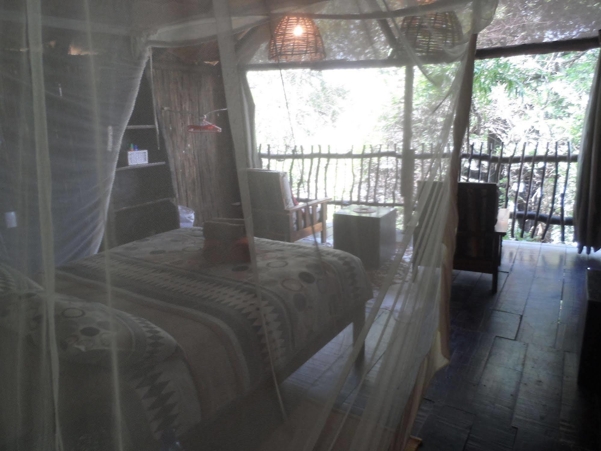 Caprivi Houseboat Safari Lodge Katima Mulilo Extérieur photo